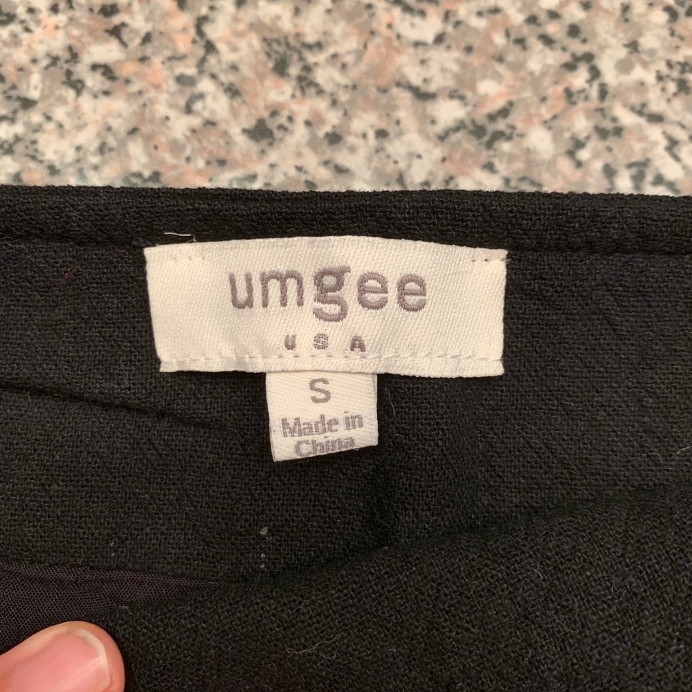 Embroidered Mini Skirt - Picture 3 of 3